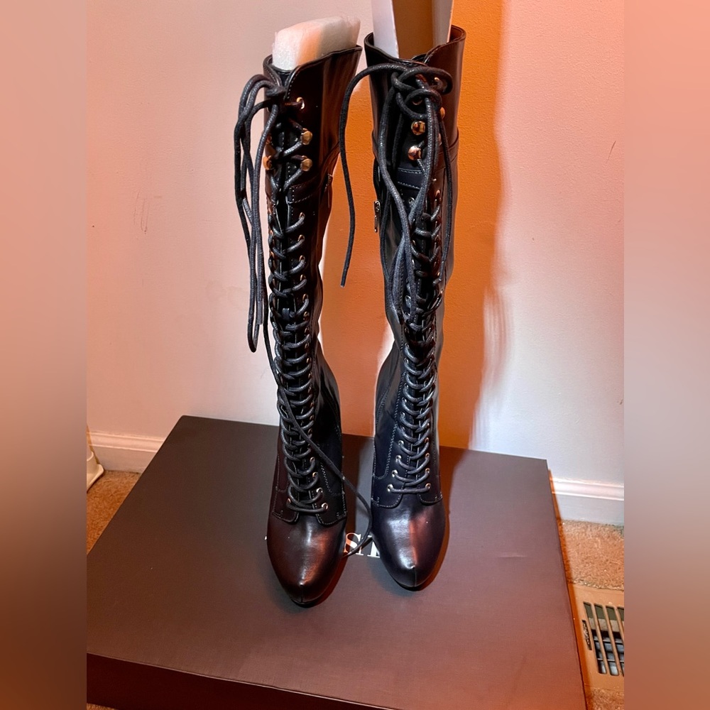 Just fab black high heeled boots